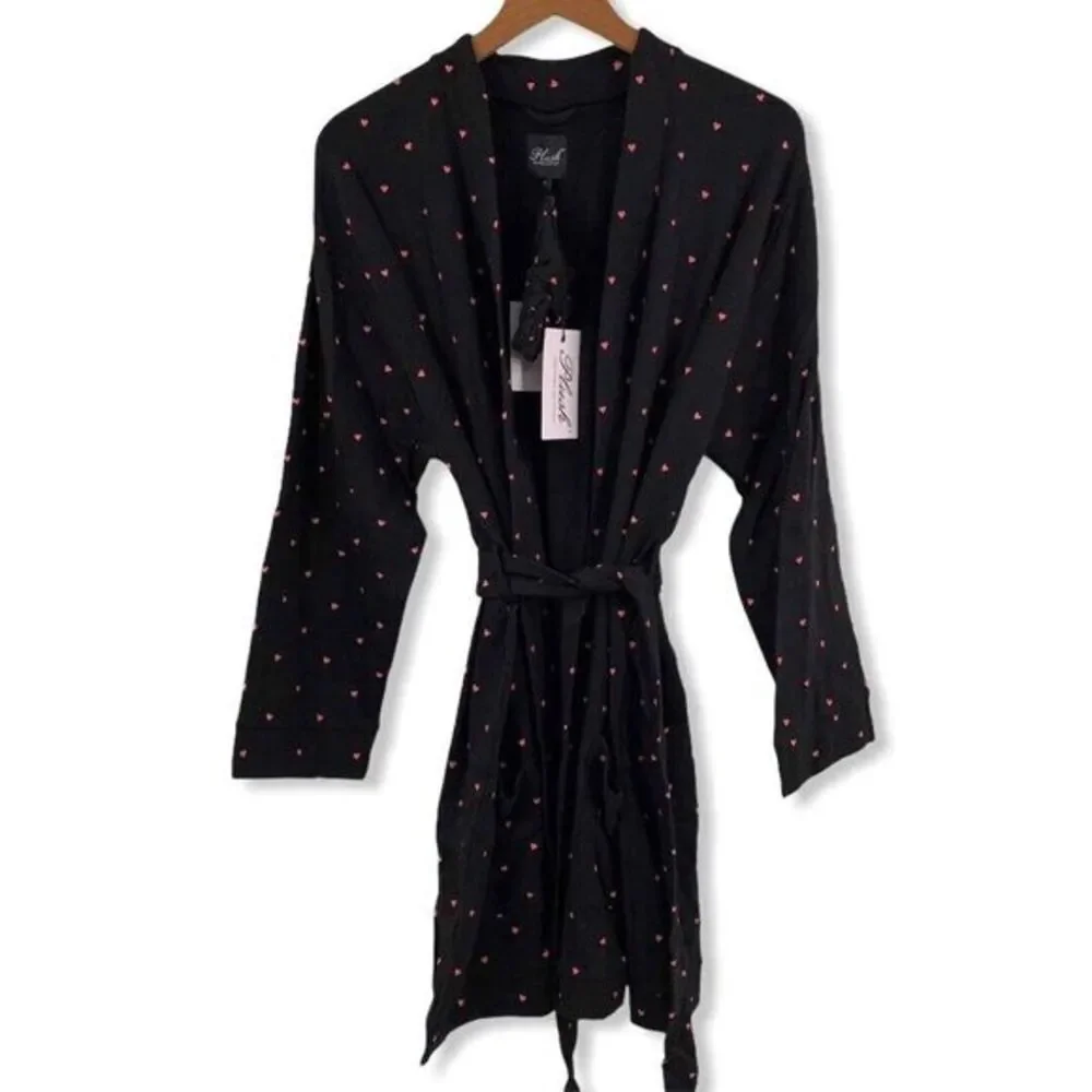 Revolve Plush‎ Black Fleece Lined Robe Heart Print Size Small New